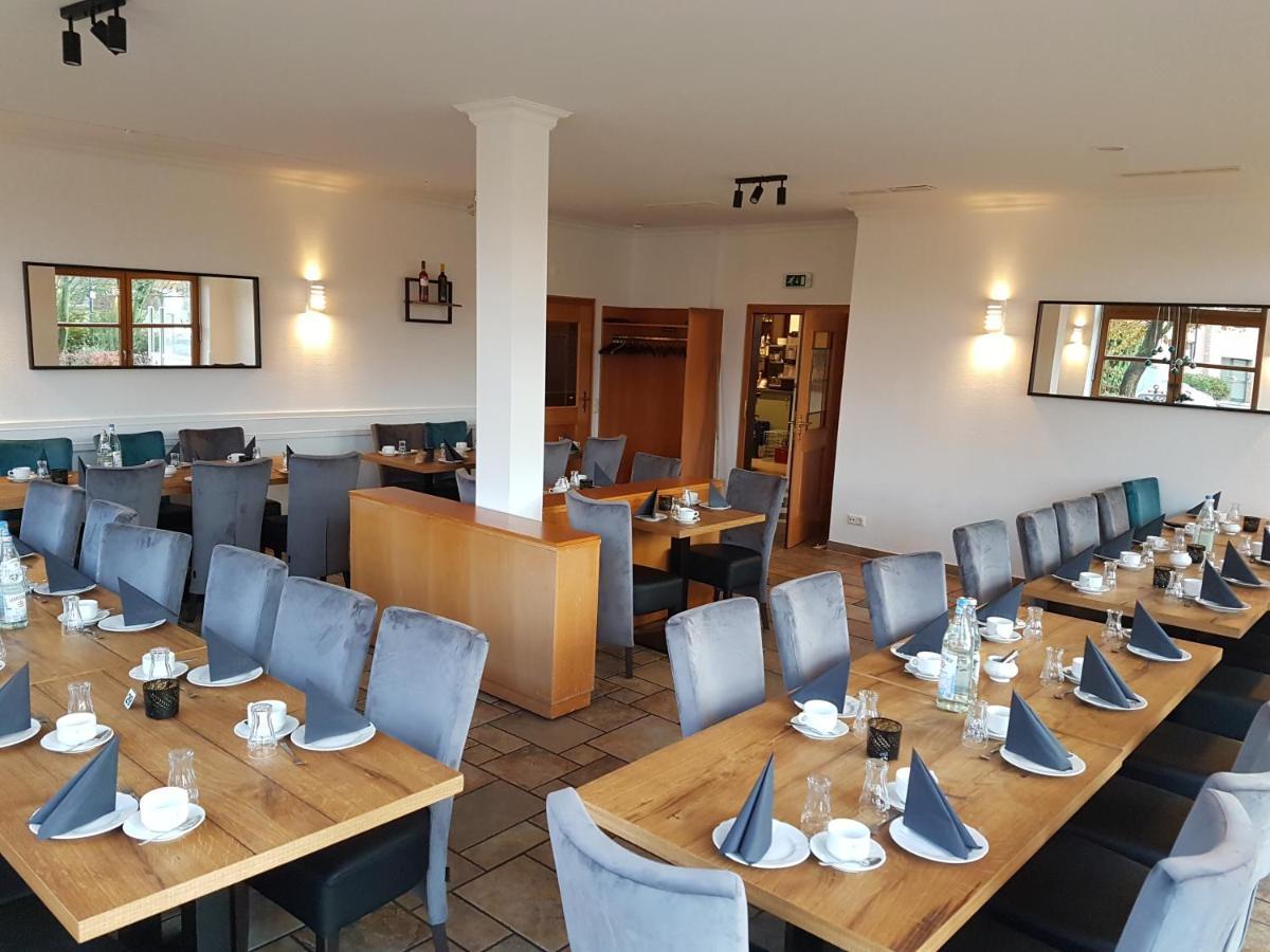 Olympia Hotel & Restaurant Inden Ngoại thất bức ảnh